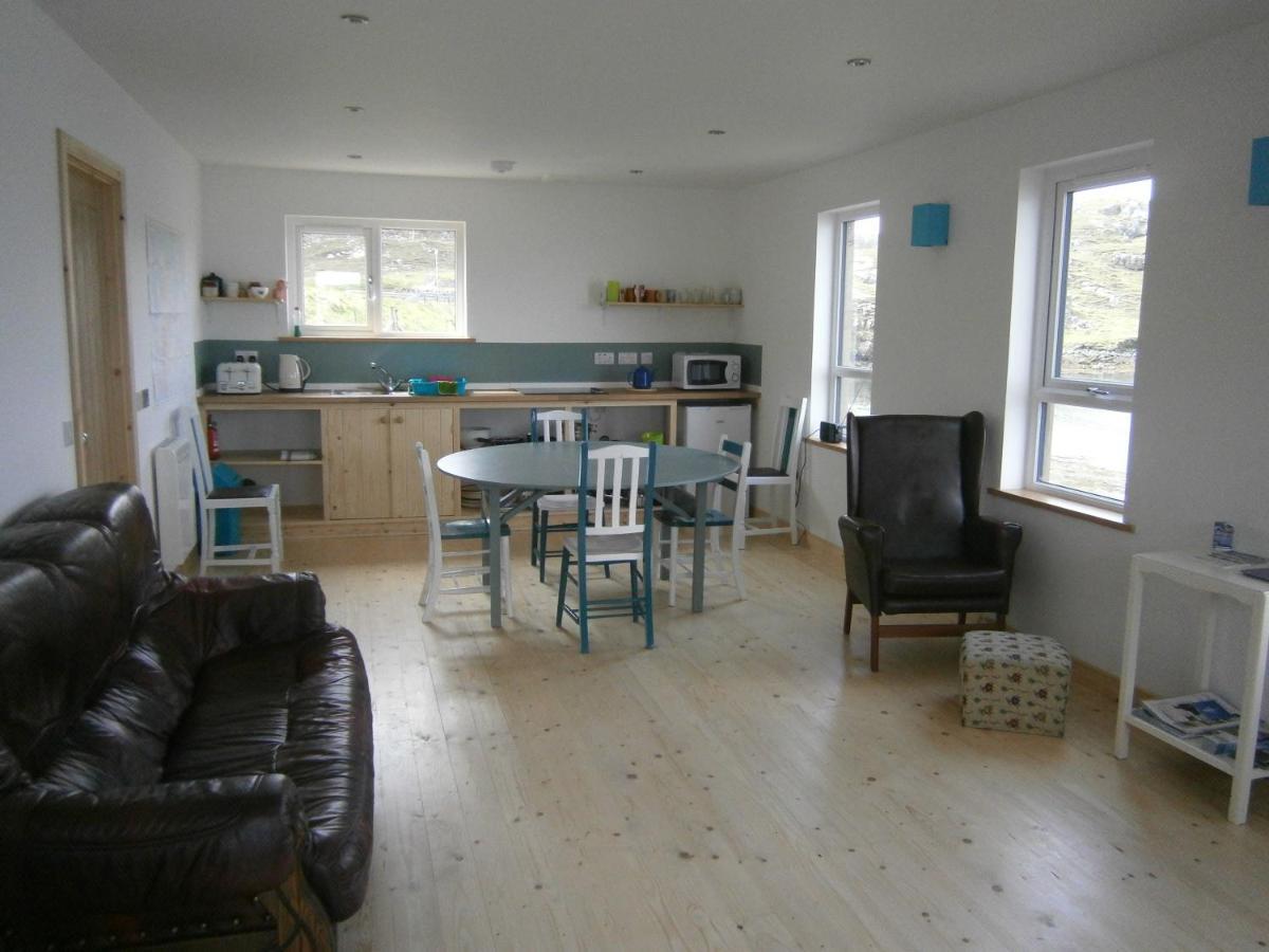 Albergue Otter Bunkhouse Cairisiadar Exterior foto